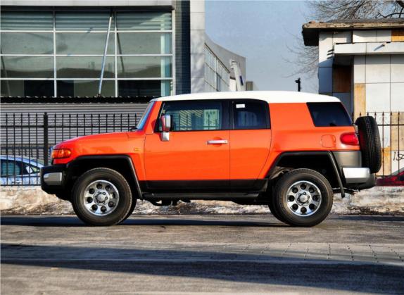 FJ 酷路泽 2013款 4.0L 外观   正侧