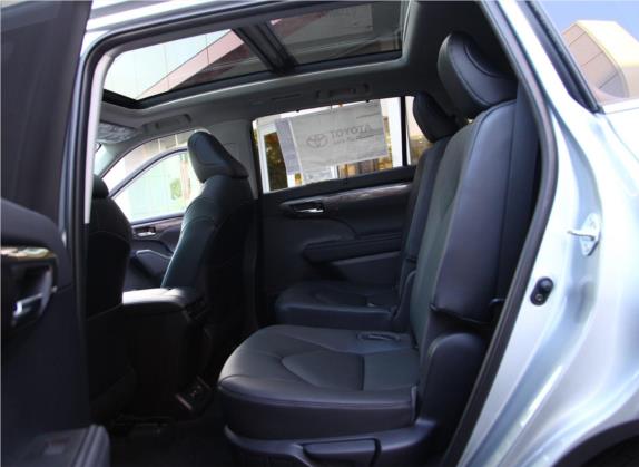 汉兰达(进口) 2020款 3.5L Platinum 美国版 车厢座椅   后排空间