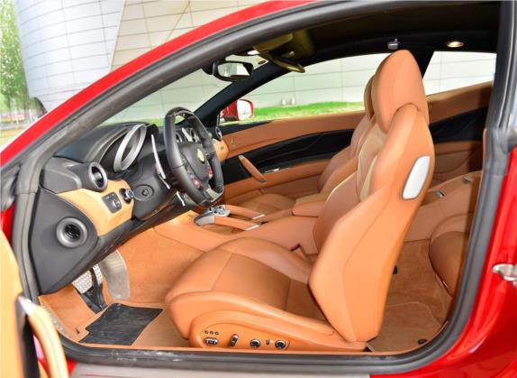 法拉利FF 2012款 6.3L V12 车厢座椅   前排空间