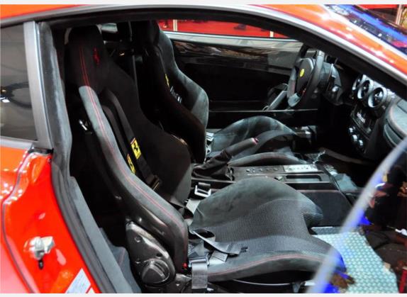 法拉利F430 2005款 Coupe 4.3 车厢座椅   前排空间