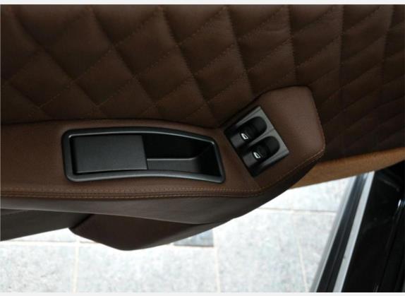 法拉利612 2005款 Scaglietti 5.7 车厢座椅   门窗控制
