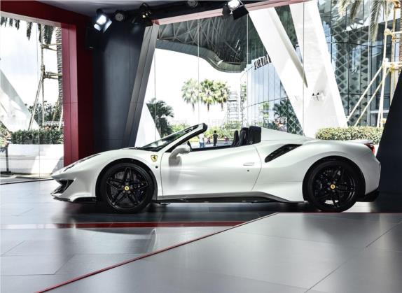 法拉利488 2019款 488 Pista Spider 外观   正侧
