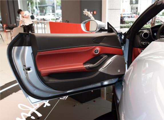 Portofino 2021款 3.9T M 车厢座椅   前门板