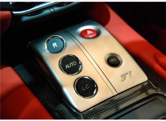 法拉利599 2006款 599 GTB Fiorano 6.0 中控类   挡把