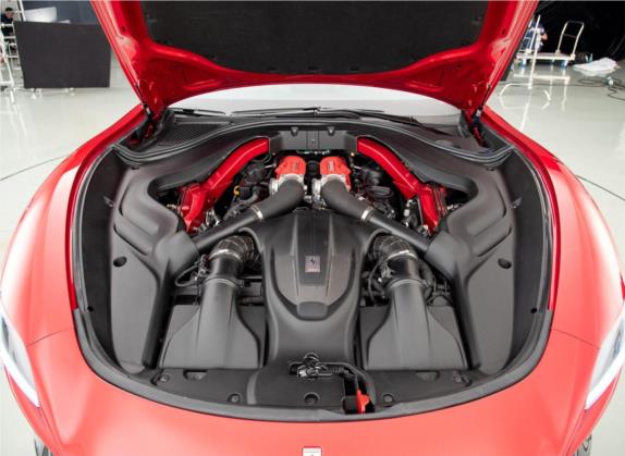 Roma 2020款 3.9T V8 其他细节类   发动机舱