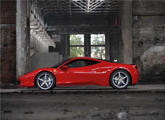 法拉利458 2011款 4.5L Italia 外观   正侧