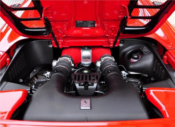 法拉利458 2013款 4.5L Spider 其他细节类   发动机舱