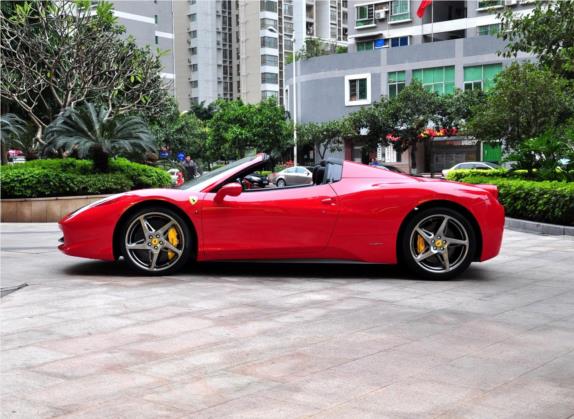 法拉利458 2013款 4.5L Spider 外观   正侧