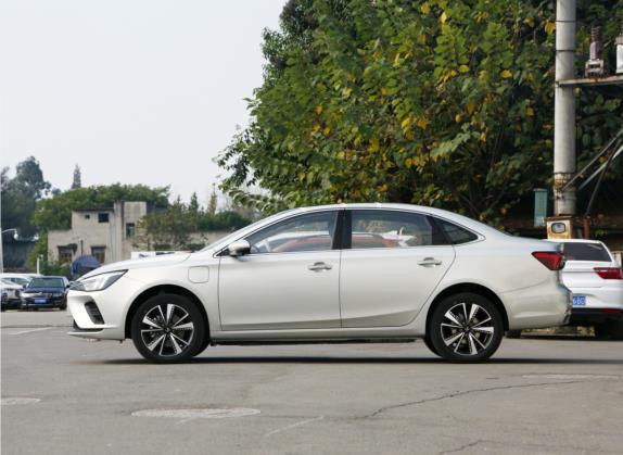 飞凡ER6 2020款 620km 智尊版 外观   正侧