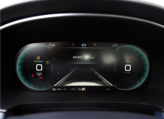 飞凡ER6 2020款 620km 智尊版 中控类   仪表盘