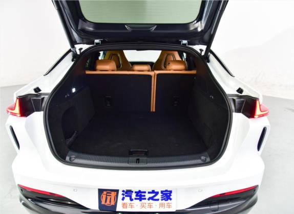 飞凡R7 2022款 性能高阶版 车厢座椅   后备厢