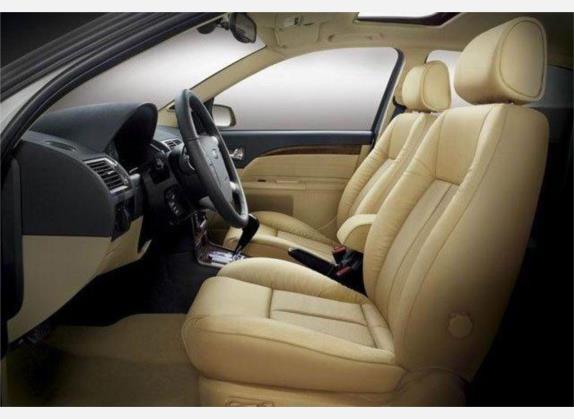 蒙迪欧 2004款 2.0L 尊贵型 车厢座椅   前排空间