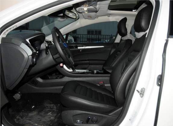 蒙迪欧 2013款 1.5L GTDi180时尚型 车厢座椅   前排空间