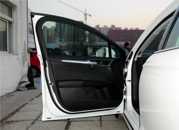 蒙迪欧 2013款 1.5L GTDi180时尚型 车厢座椅   前门板