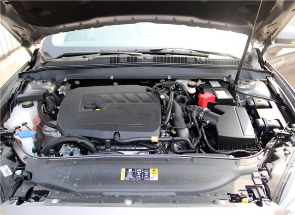 蒙迪欧 2013款 1.5L GTDi180舒适型 其他细节类   发动机舱