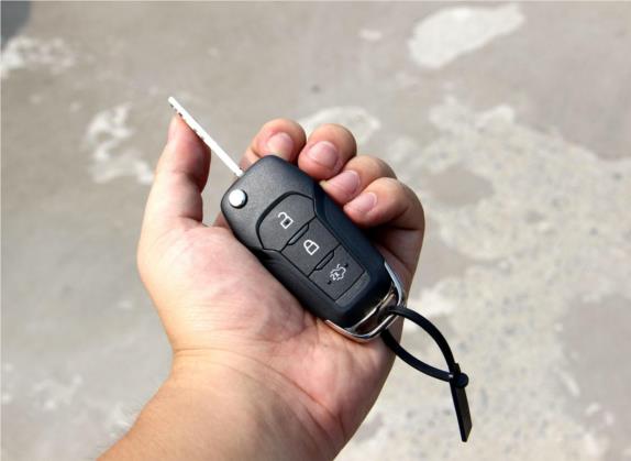 蒙迪欧 2013款 1.5L GTDi180舒适型 其他细节类   钥匙