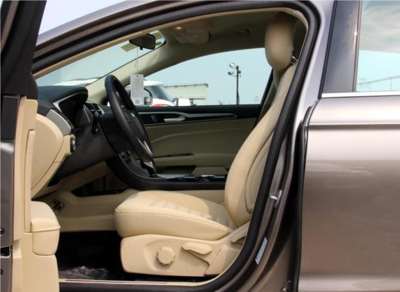 蒙迪欧 2013款 1.5L GTDi180舒适型 车厢座椅   前排空间