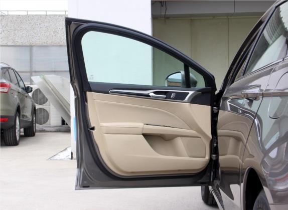 蒙迪欧 2013款 1.5L GTDi180舒适型 车厢座椅   前门板