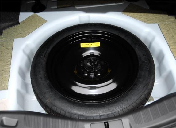 蒙迪欧 2013款 2.0L GTDi200豪华型 其他细节类   备胎
