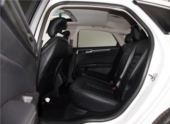 蒙迪欧 2017款 EcoBoost 180 豪华型 车厢座椅   后排空间