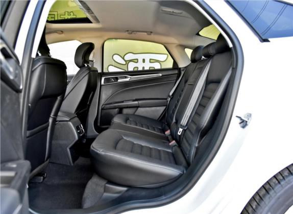 蒙迪欧 2017款 改款 EcoBoost 180 豪华型 车厢座椅   后排空间