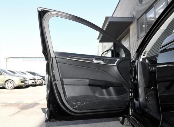 蒙迪欧 2018款 EcoBoost 200 时尚型 车厢座椅   前门板
