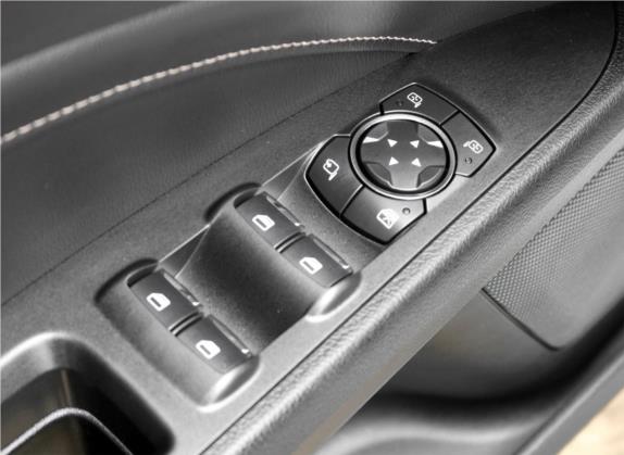 蒙迪欧 2018款 EcoBoost 245 豪华运动型 车厢座椅   门窗控制