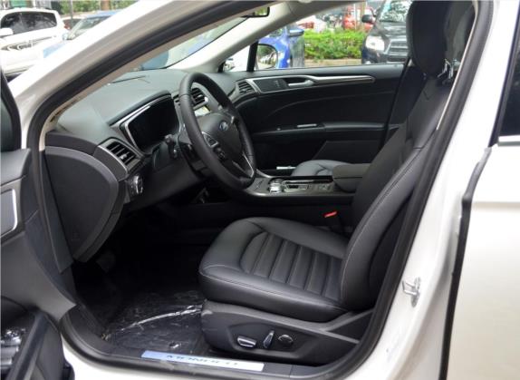 蒙迪欧 2018款 EcoBoost 180 智控豪华型 国V 车厢座椅   前排空间