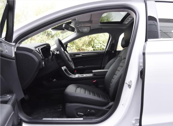 蒙迪欧 2018款 EcoBoost 180 智控豪华型 国VI 车厢座椅   前排空间