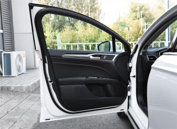 蒙迪欧 2018款 EcoBoost 180 智控豪华型 国VI 车厢座椅   前门板