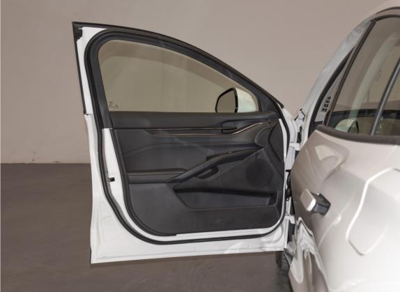蒙迪欧 2022款 EcoBoost 245 时尚型 车厢座椅   前门板