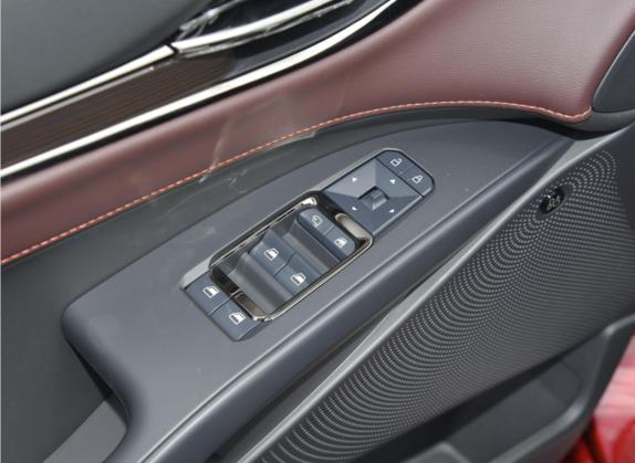 蒙迪欧 2022款 改款 EcoBoost 245 至尊型 车厢座椅   门窗控制