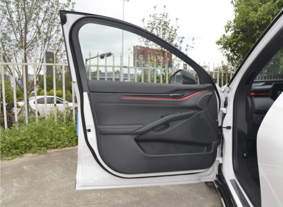 蒙迪欧 2022款 改款 EcoBoost 245 ST-Line 车厢座椅   前门板