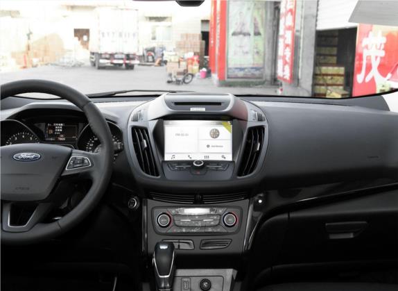 翼虎 2018款 EcoBoost 180 四驱豪翼型 中控类   中控台