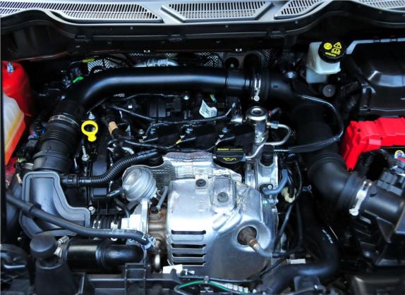 翼搏 2013款 1.0L GTDi 手动尊贵型 其他细节类   发动机舱