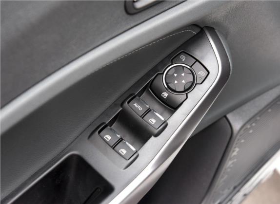 福睿斯 2017款 幸福版 1.5L 自动时尚型 车厢座椅   门窗控制