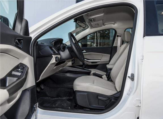 福睿斯 2017款 改款 1.5L 手动舒适型 车厢座椅   前排空间