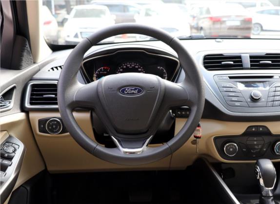 福睿斯 2017款 改款 1.5L 自动舒适型 中控类   驾驶位