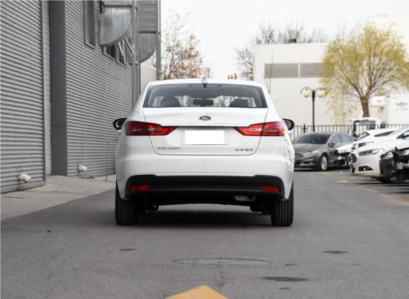 福睿斯 2019款 1.5L 手动质享型 外观   正后