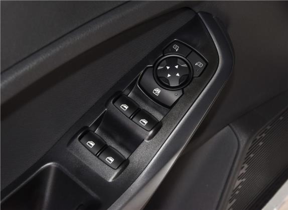 福睿斯 2019款 改款 1.5L 自动质享型 国VI 车厢座椅   门窗控制