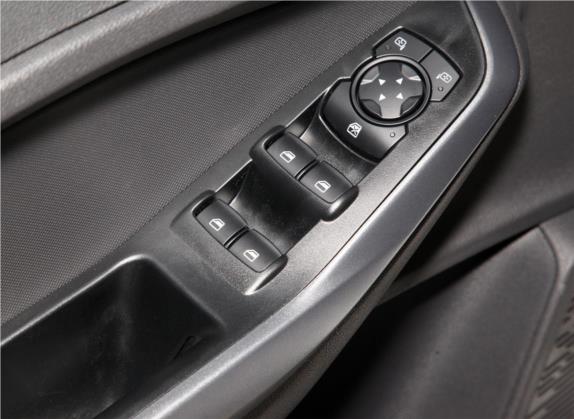 福睿斯 2019款 改款 1.5L 手动质享型（胎压监测） 国VI 车厢座椅   门窗控制