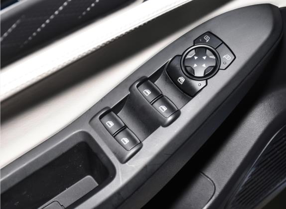 福睿斯 2021款 1.5L 自动钻石版 车厢座椅   门窗控制