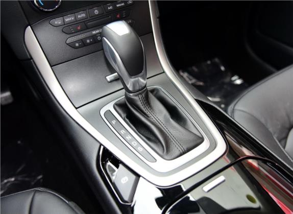 锐界 2015款 2.0T GTDi 两驱铂锐型 中控类   挡把