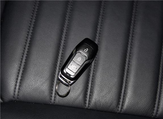 锐界 2015款 2.0T GTDi 两驱豪锐型 其他细节类   钥匙