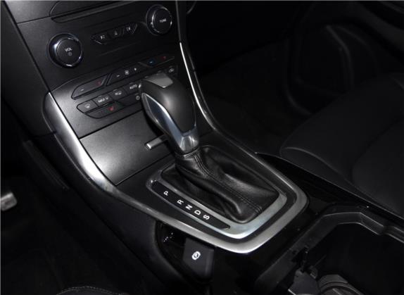 锐界 2015款 2.0T GTDi 两驱豪锐型 中控类   挡把