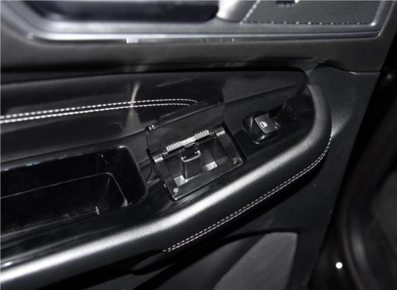 锐界 2015款 2.0T GTDi 两驱豪锐型 车厢座椅   门窗控制