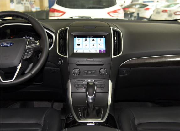 锐界 2016款 EcoBoost 245 两驱豪锐型 7座 中控类   中控台