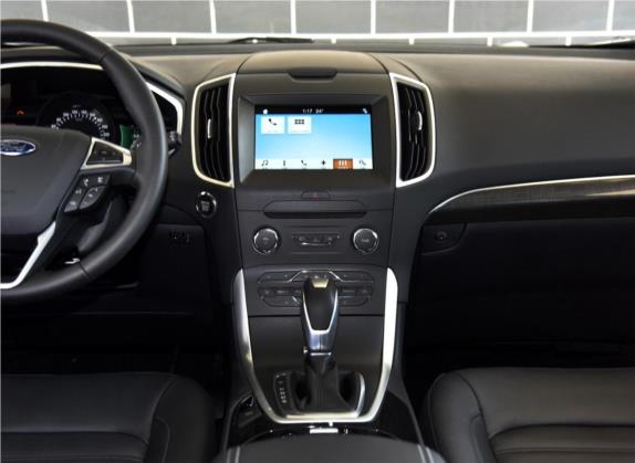 锐界 2016款 EcoBoost 245 四驱豪锐型 7座 中控类   中控台