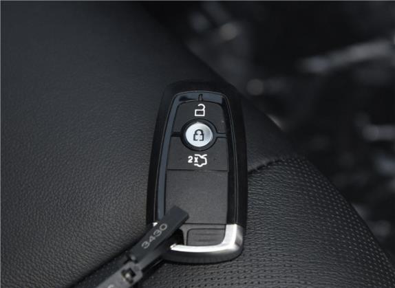 锐界 2018款 EcoBoost 245 四驱运动型 7座 国VI 其他细节类   钥匙