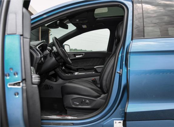 锐界 2020款 EcoBoost 330 V6四驱ST 7座 车厢座椅   前排空间